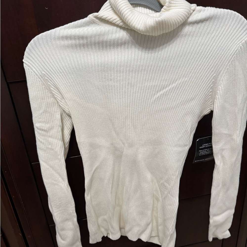 Turtleneck top